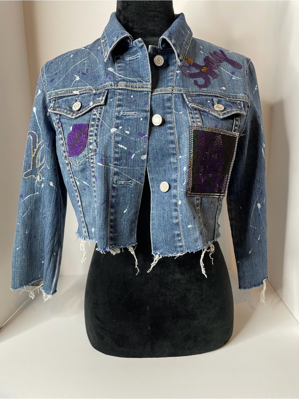 Women's up-cycled Distressed Cropped Denim Jacket ♍️